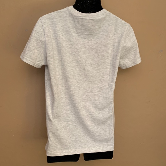 Superdry T Shirt Small Gently worn 60% cotton / 40% polyester - Picture 3 of 4